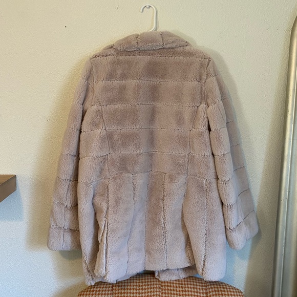 Kristen Blake coat - Picture 2 of 5